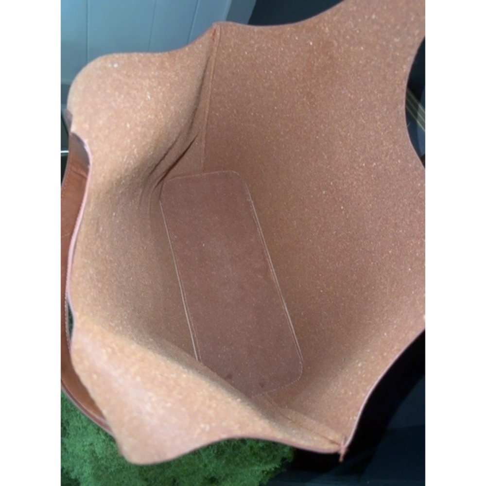 Southern Grace Faux Leather hobo bag in Brown - Picture 2 of 4